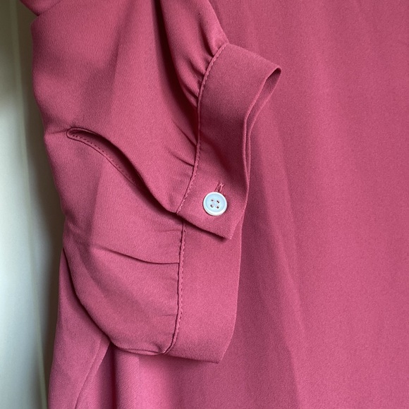 Loft silky dark pink blouse with puff sleeves and button back - Picture 4 of 5